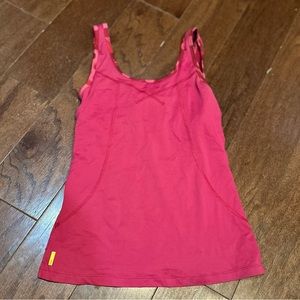 Lolë Athletic Rose Red Workout Built in bra Tank Top Size XS